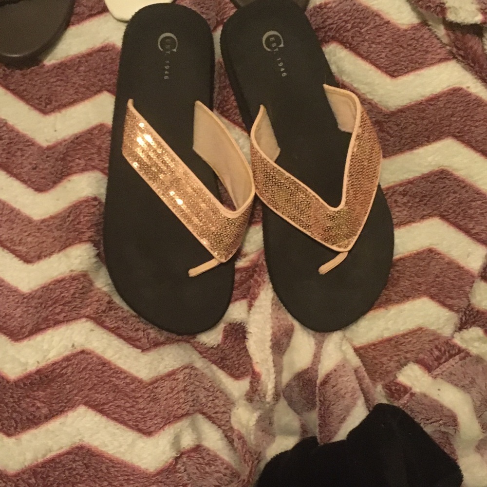 Ink glitter flip flops